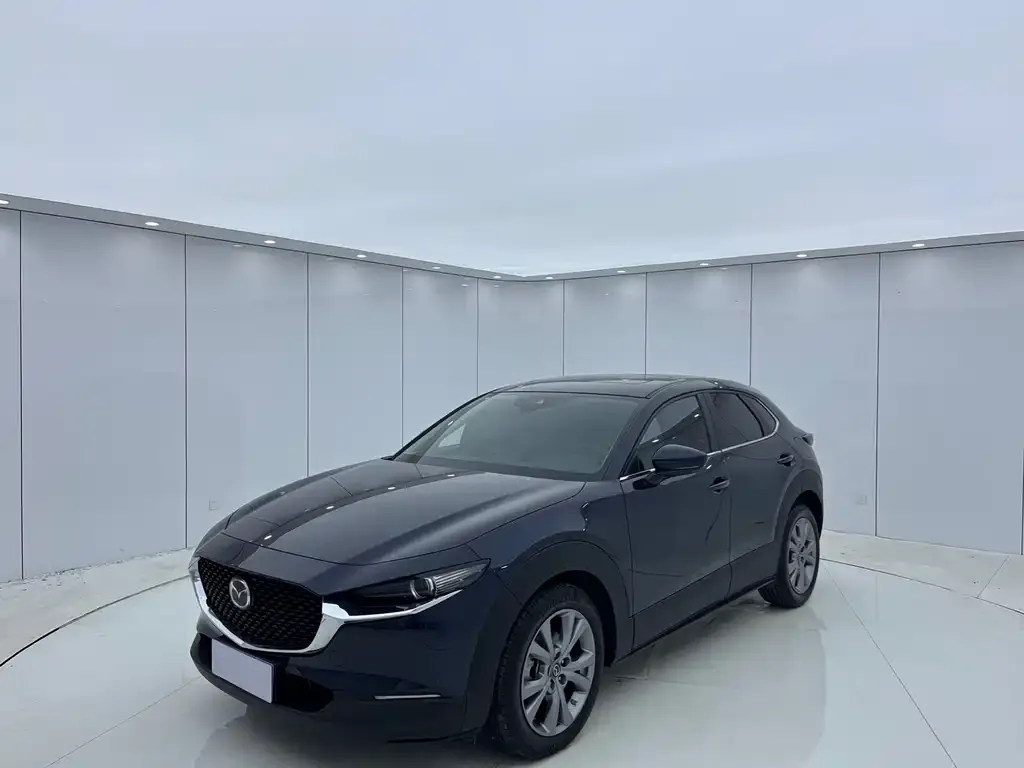 Mazda CX-30 — фото 1
