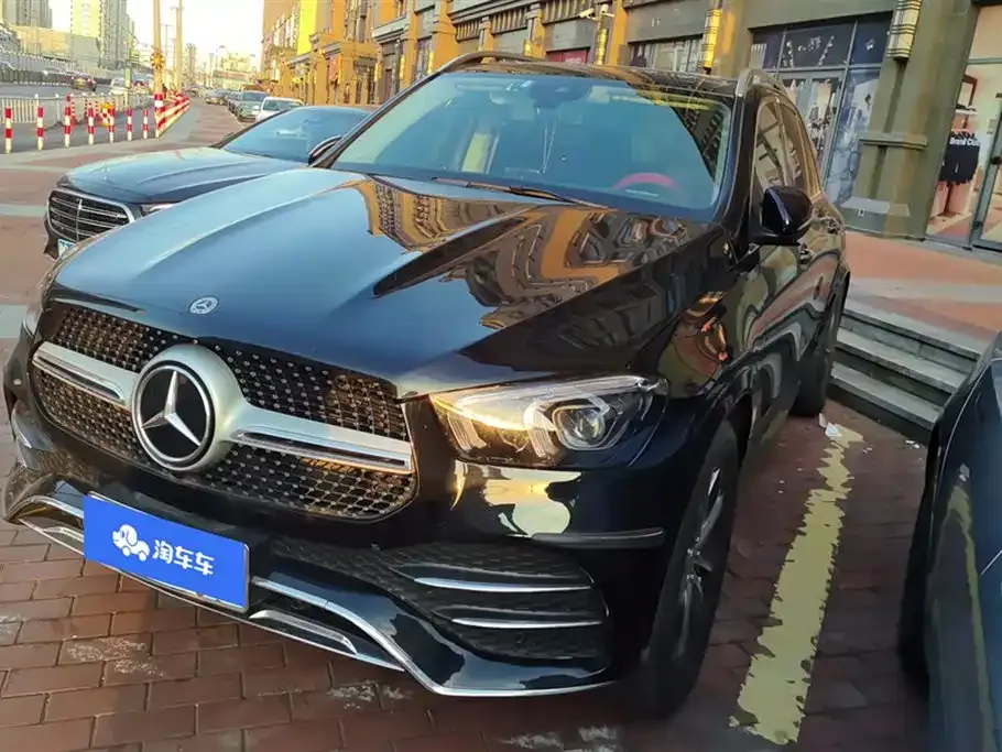 Mercedes-Benz GLE — фото 1