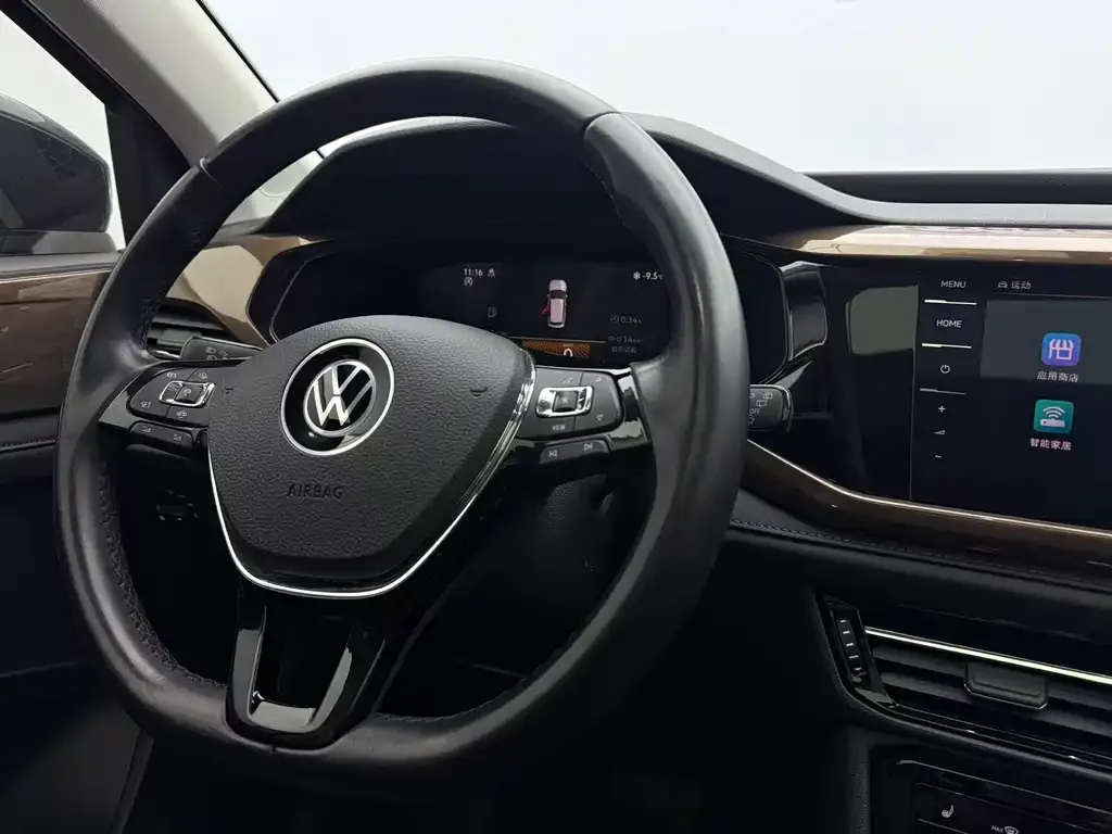 Volkswagen Tharu — фото 2