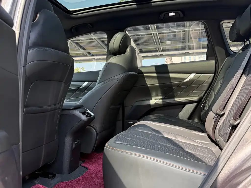 Changan CS75PLUS — фото 1