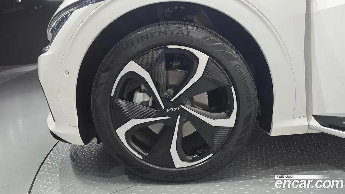 Kia EV6 — фото 3