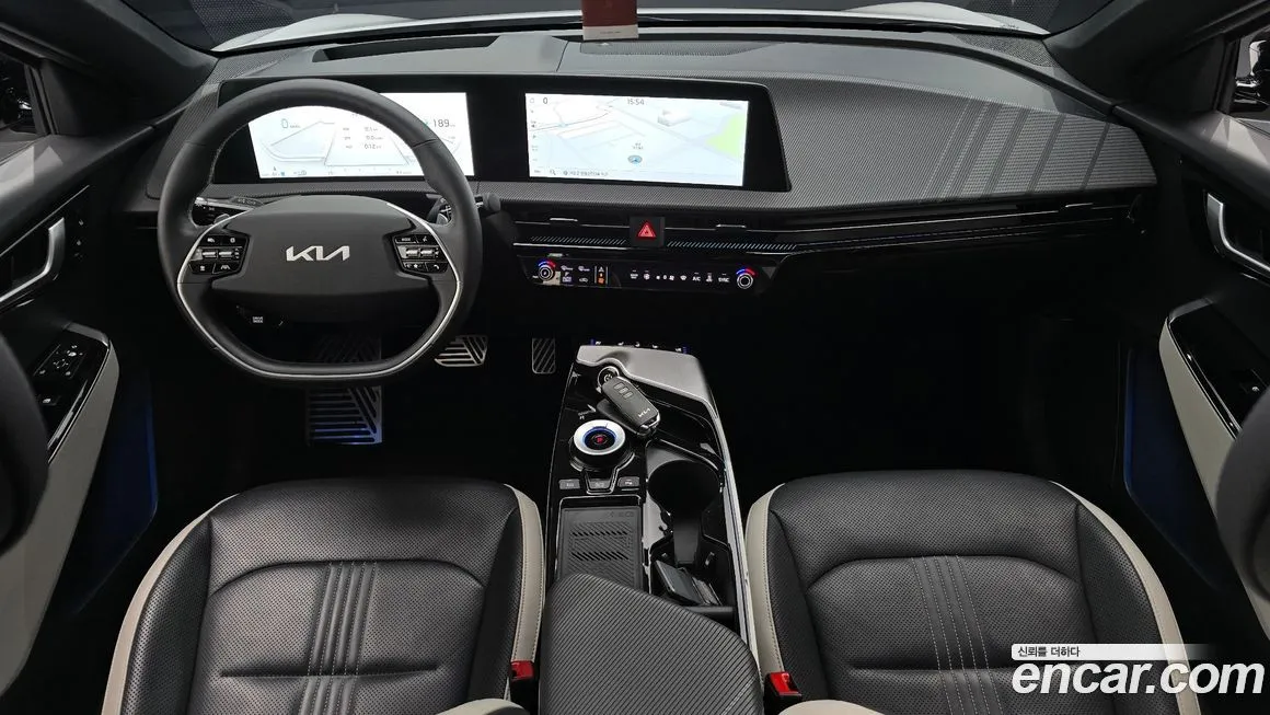 Kia EV6 — фото 10