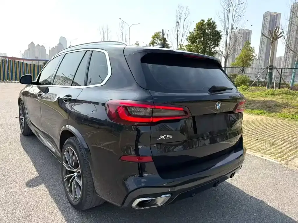 BMW X5 — фото 2