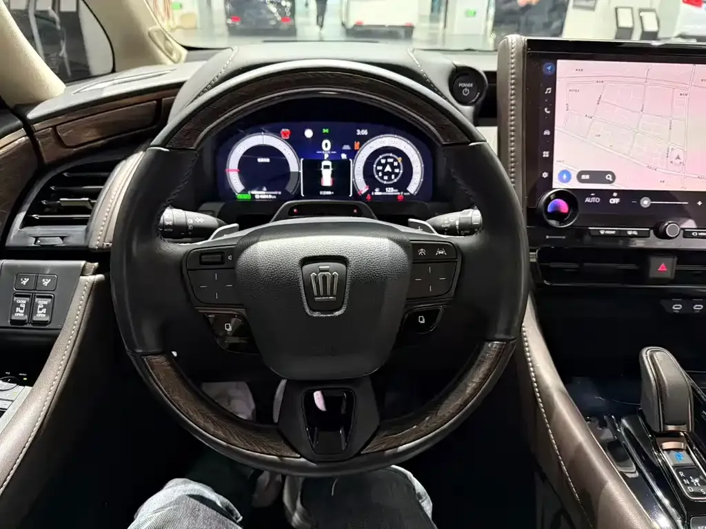 Toyota Vellfire — фото 10