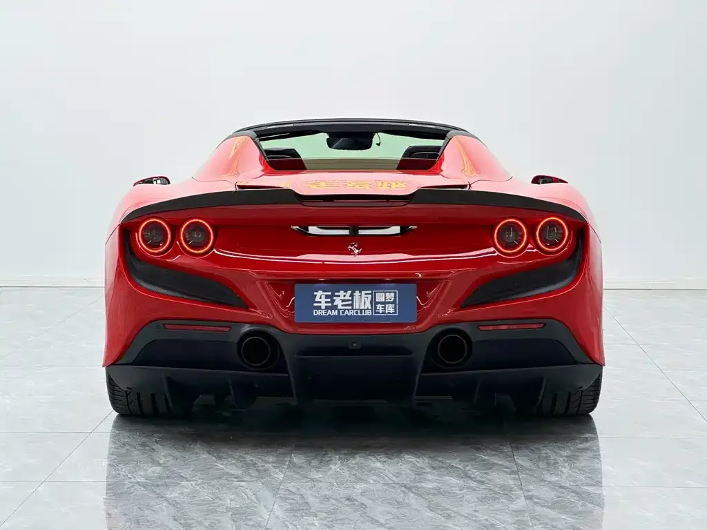 Ferrari F8 — фото 2