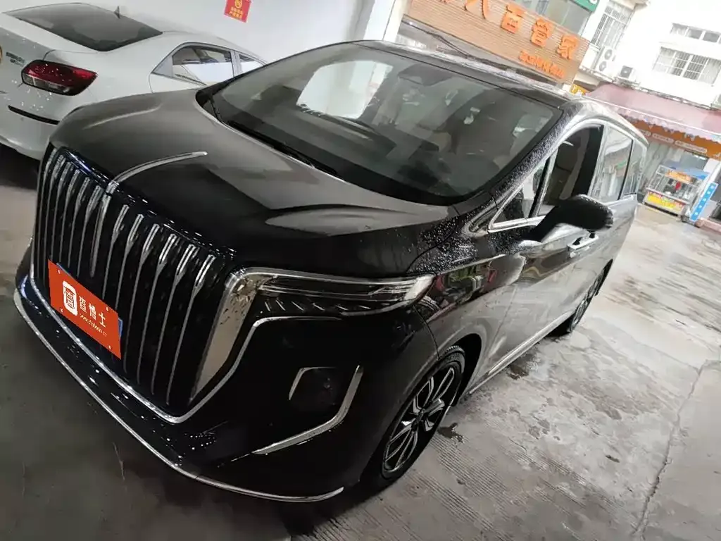 Hongqi HQ9 — фото 1