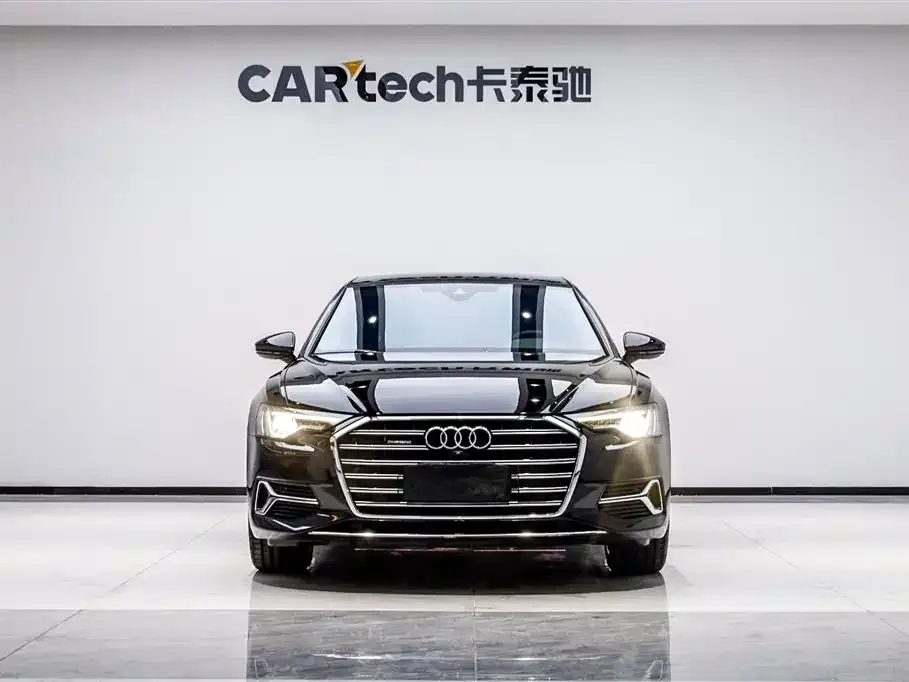 Audi A6L — фото 1