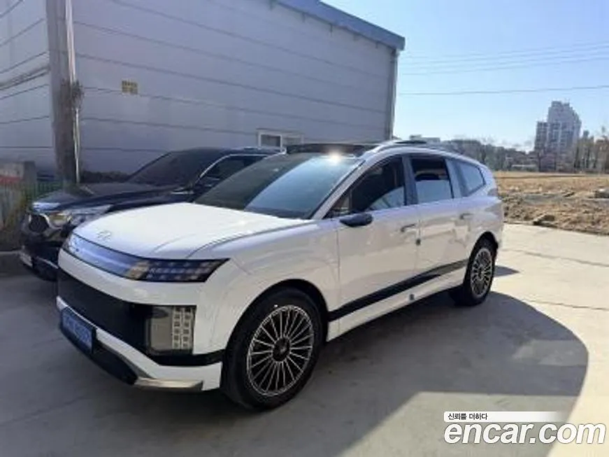 Hyundai Ioniq9 — фото 1