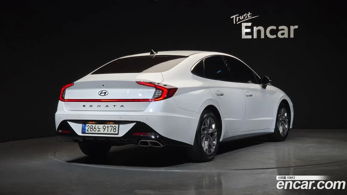 Hyundai Sonata — фото 2