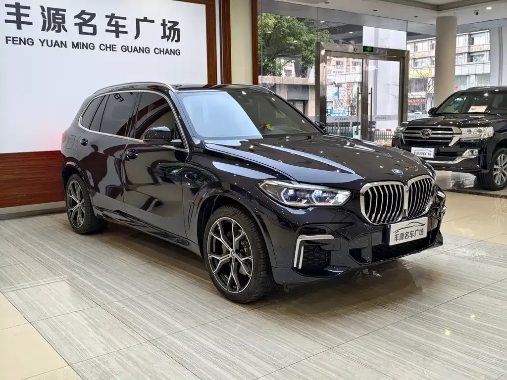 BMW X5 — фото 2