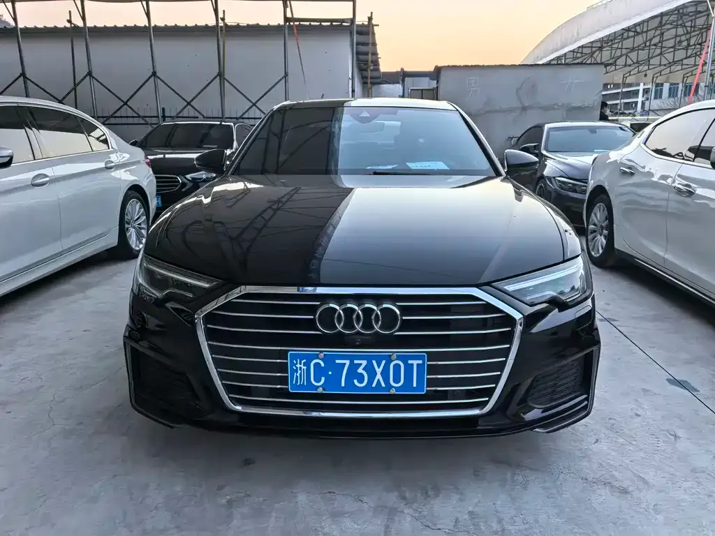 Audi A6L — фото 6