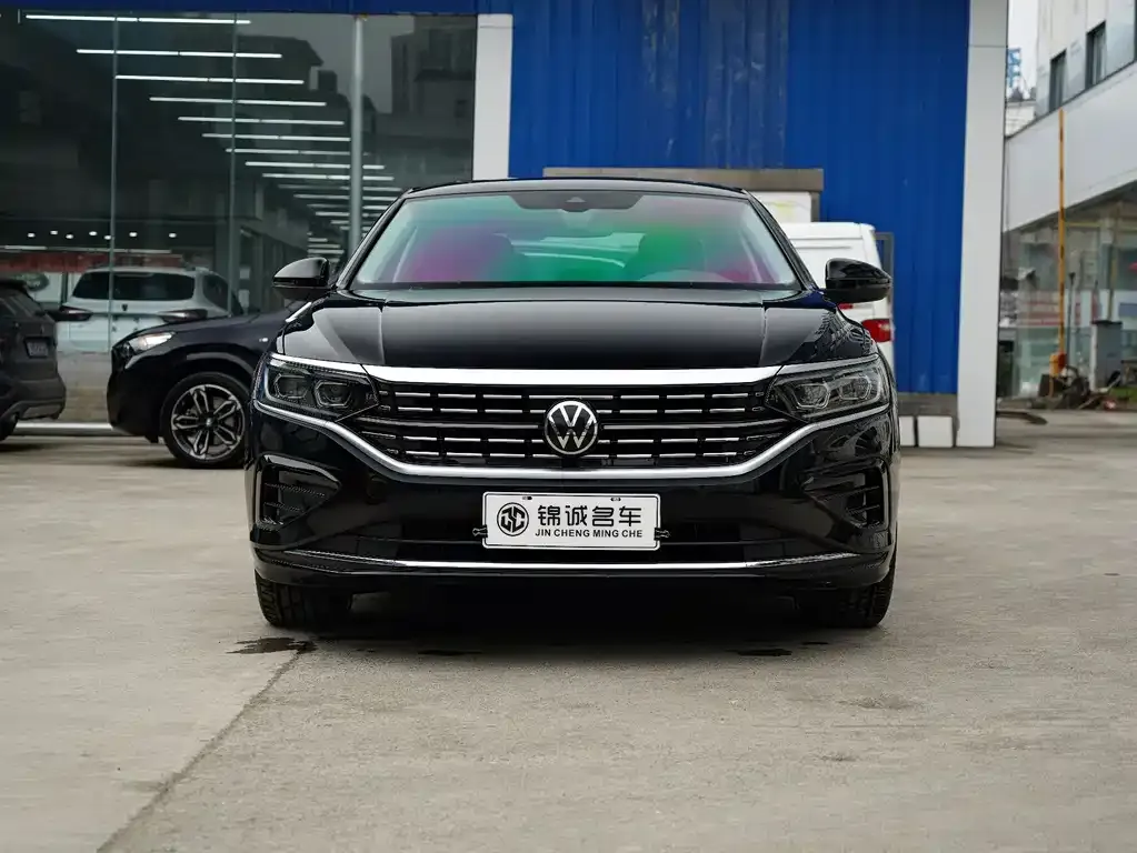 Volkswagen Passat — фото 7