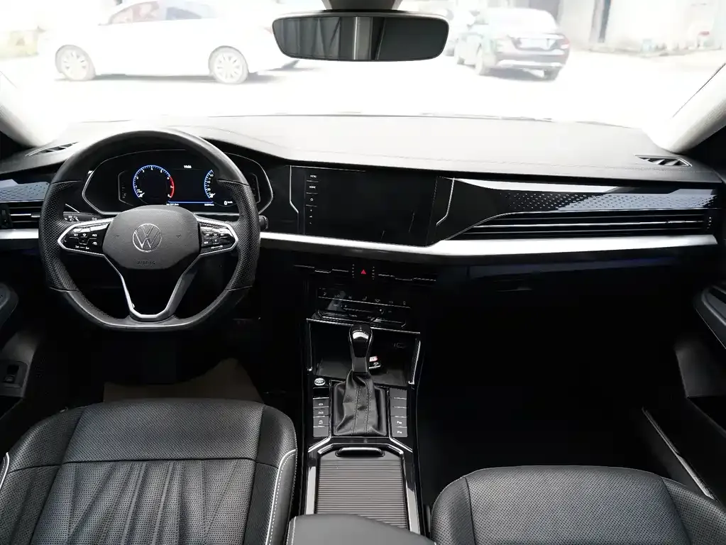 Volkswagen Passat — фото 6