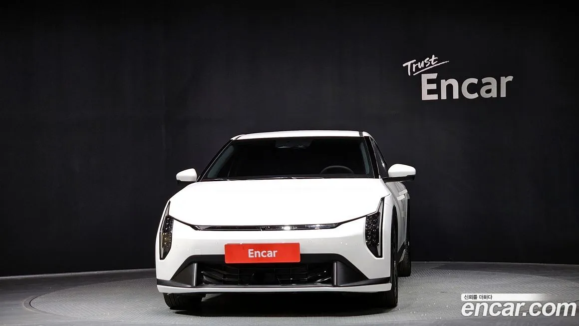 Kia EV4 — фото 6