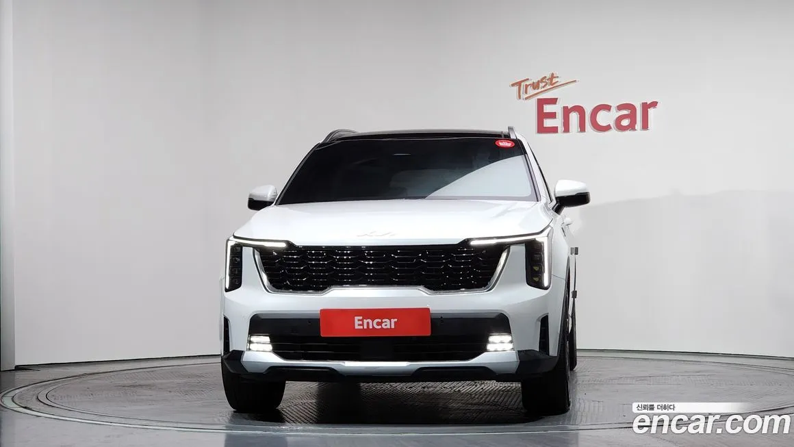 Kia Sorento — фото 5