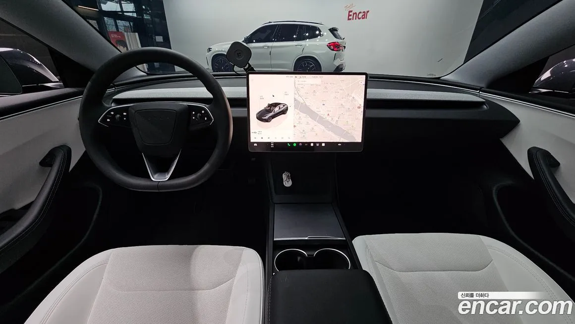 Tesla Model 3 — фото 7