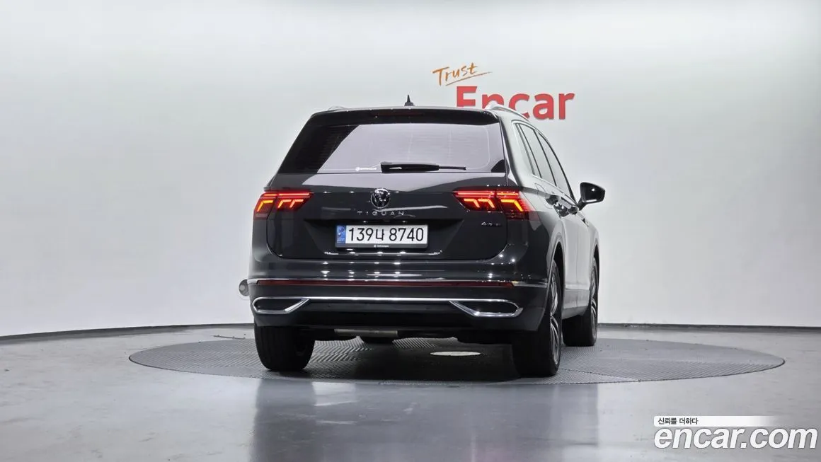 Volkswagen Tiguan — фото 2