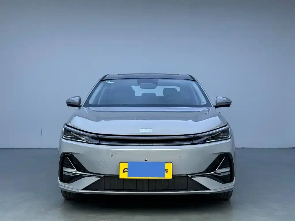 Geely Galaxy A7 — фото 2