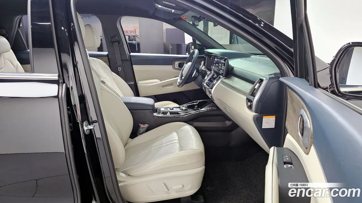 Kia Sorento — фото 10