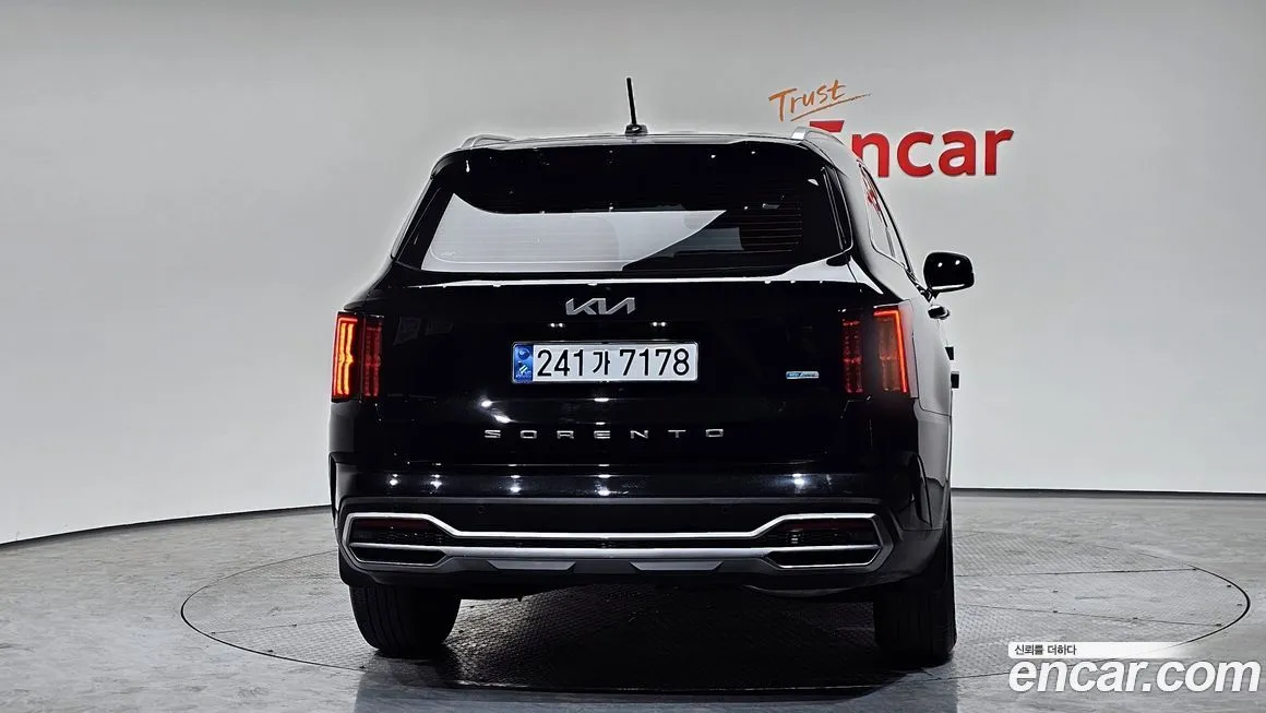 Kia Sorento — фото 4