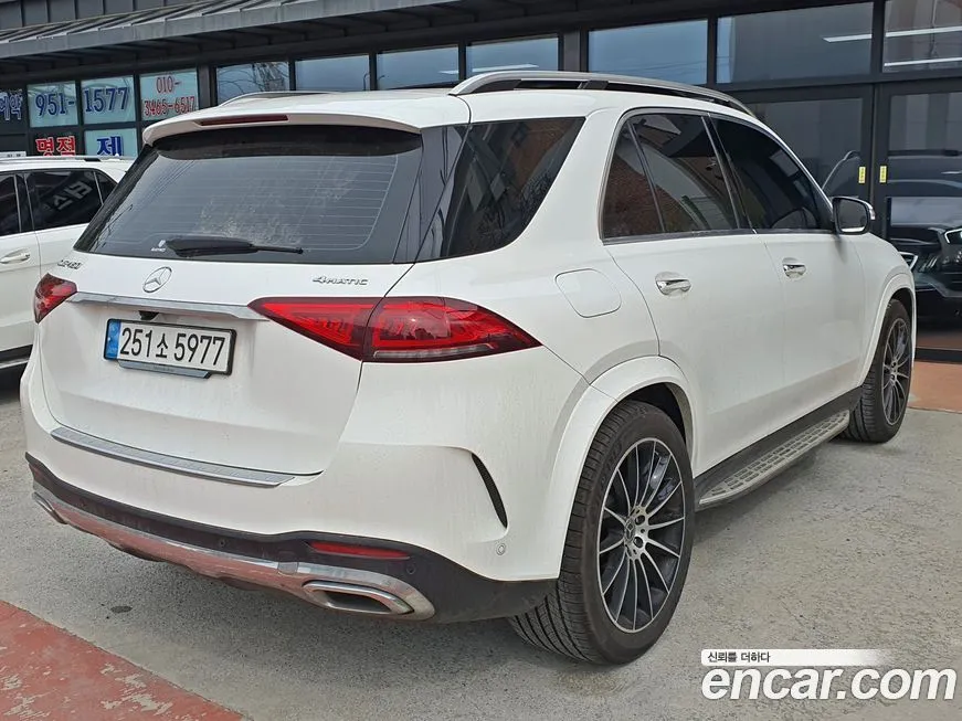 Mercedes-Benz GLE-Class — фото 6
