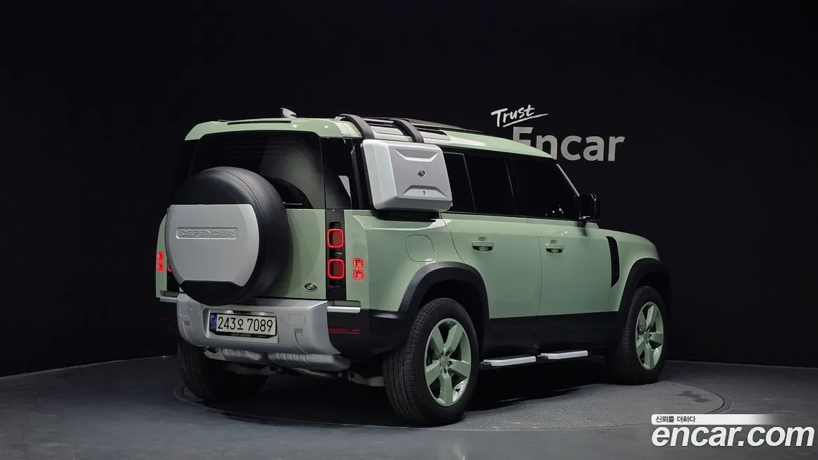 Land Rover Defender — фото 5