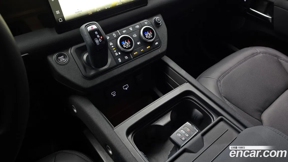 Land Rover Defender — фото 6