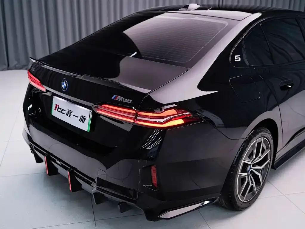 BMW i5 — фото 3