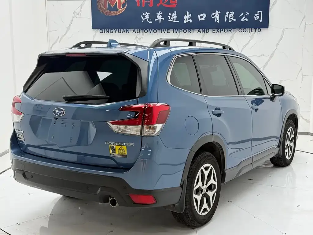 Subaru Forester — фото 8