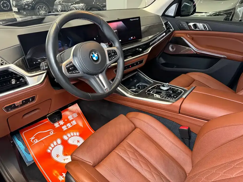 BMW X7 M60i — фото 4