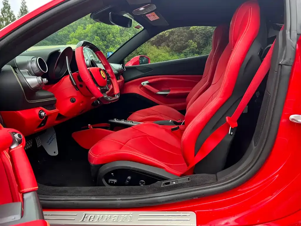 Ferrari F8 — фото 3