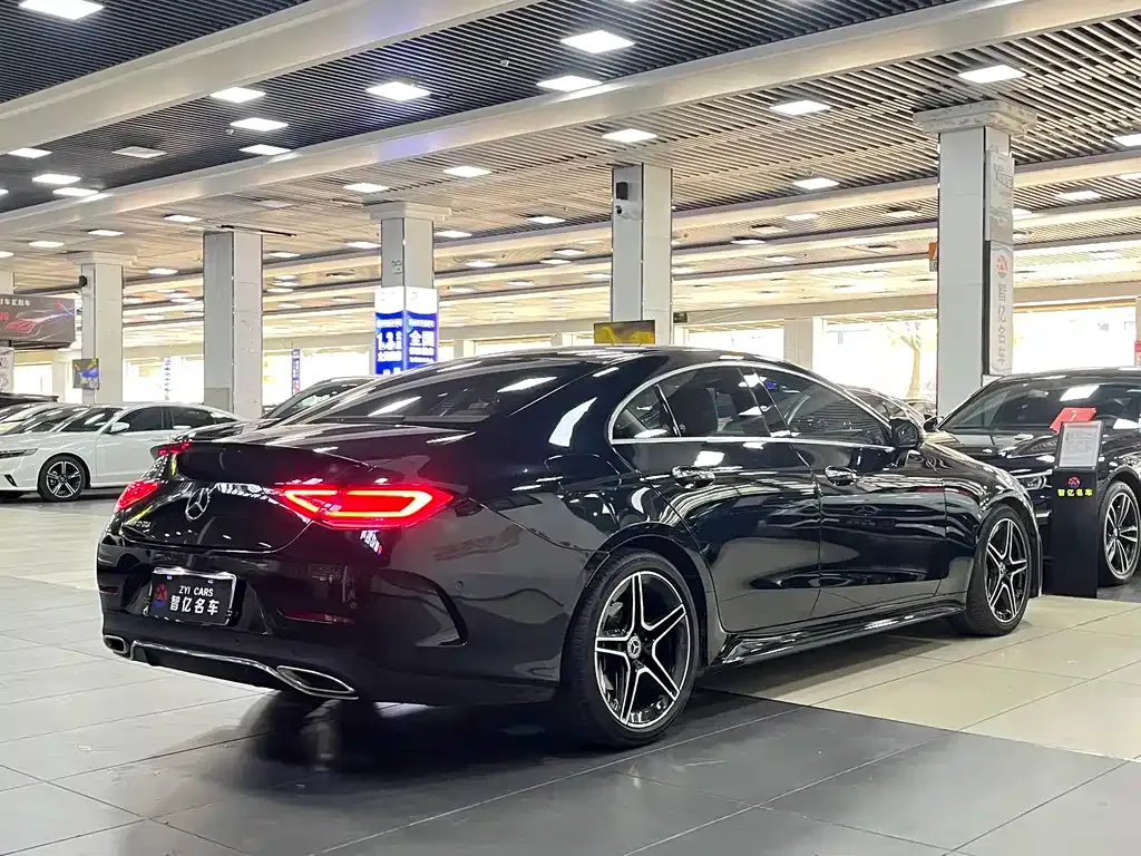 Mercedes-Benz CLS — фото 5