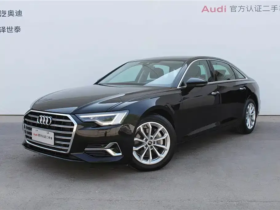 Audi A6L — фото 1