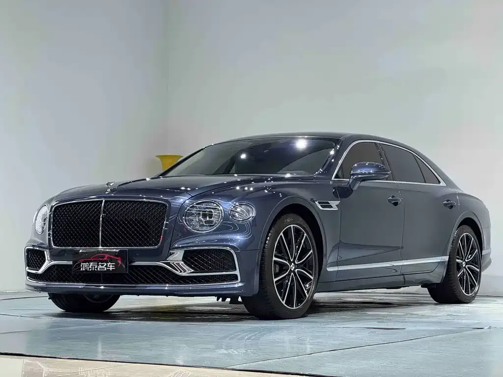 Bentley Flying Spur — фото 3