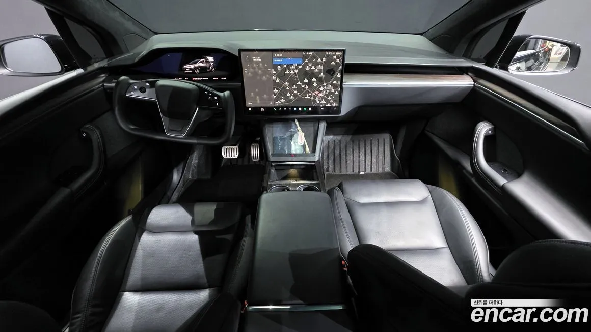 Tesla Model X — фото 6