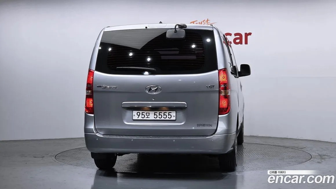 Hyundai Starex — фото 6