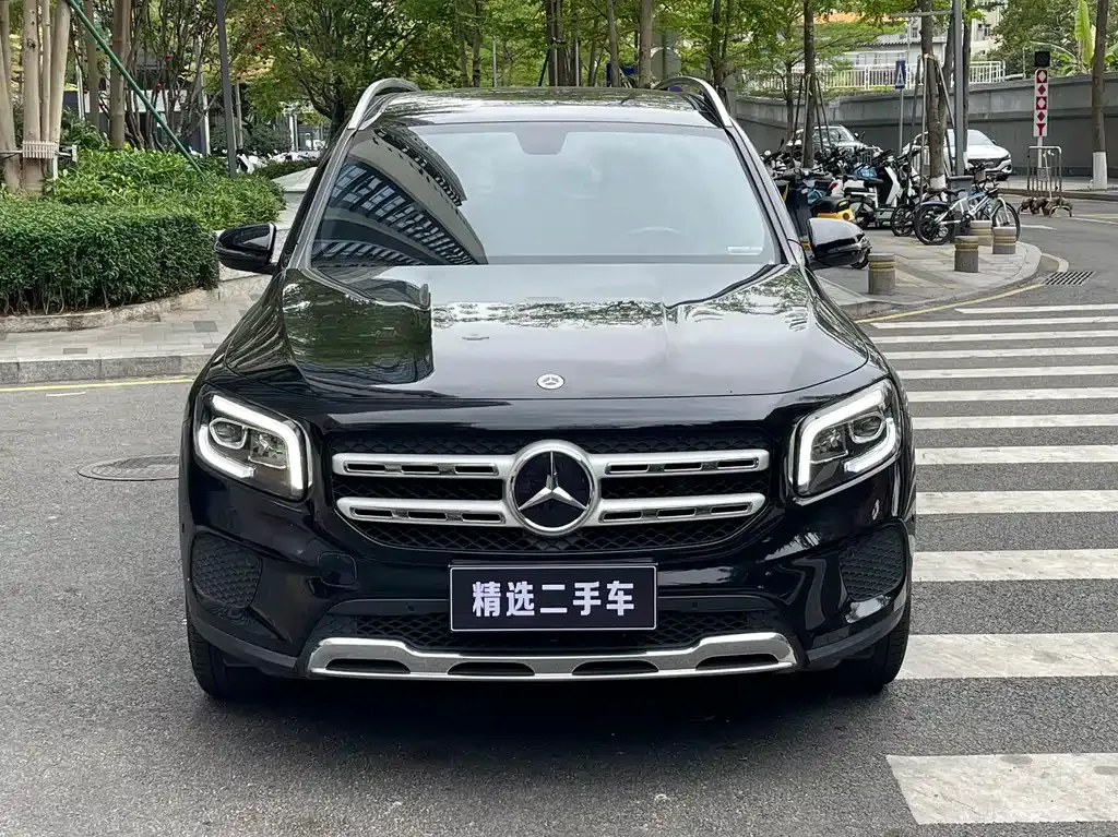 Mercedes-Benz GLB — фото 5