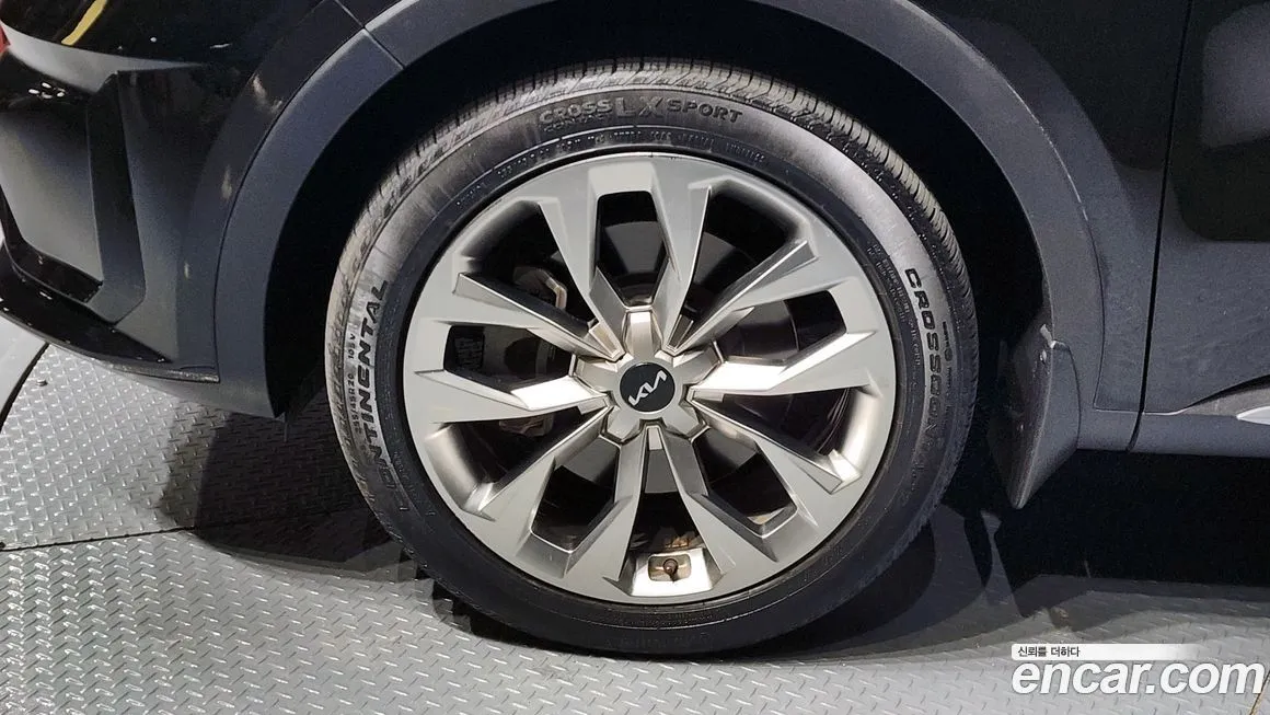 Kia Sorento — фото 6