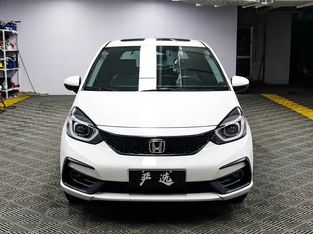 Honda Fit — фото 9