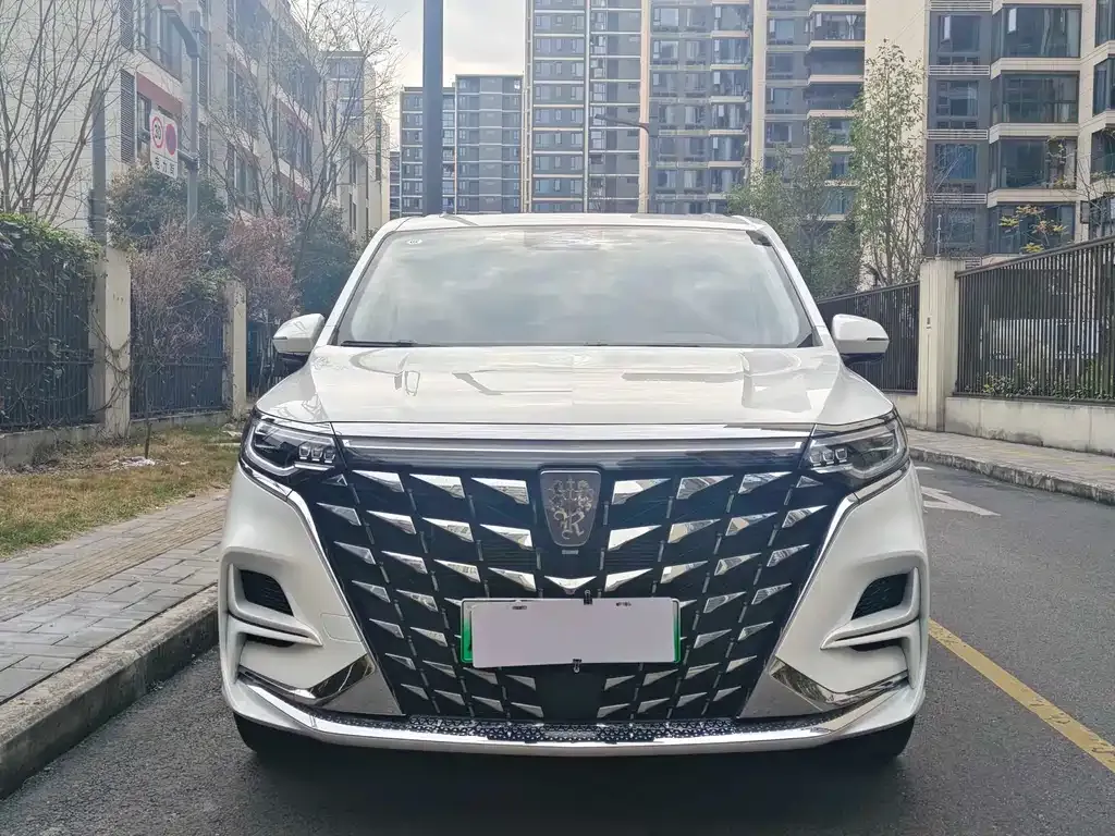 Roewe iMAX8 New Energy — фото 7