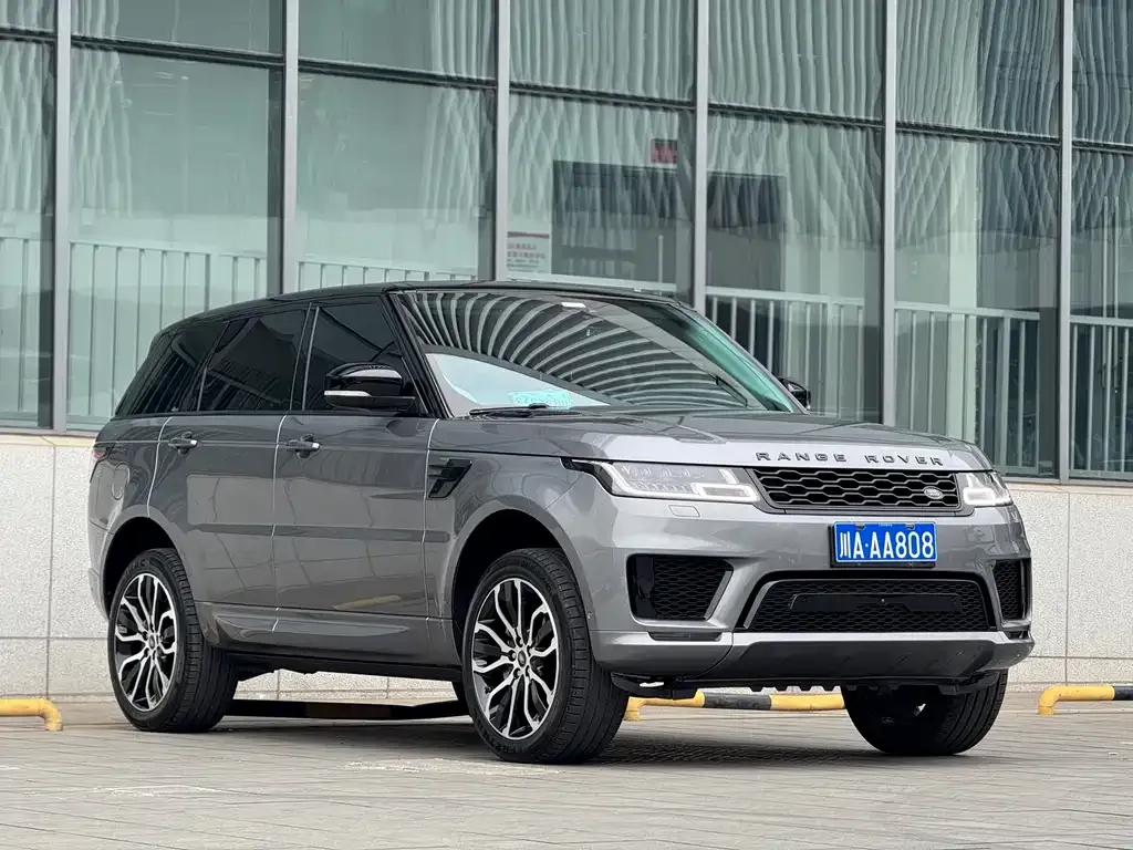 Land Rover Sport — фото 1