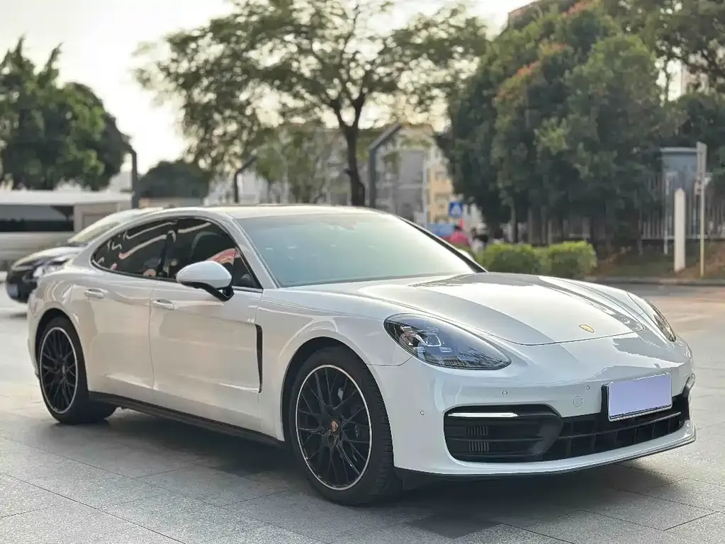 Porsche Panamera — фото 4