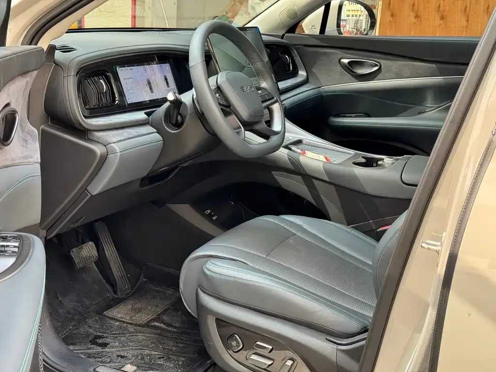 BYD Hiace 07 DM-i — фото 4
