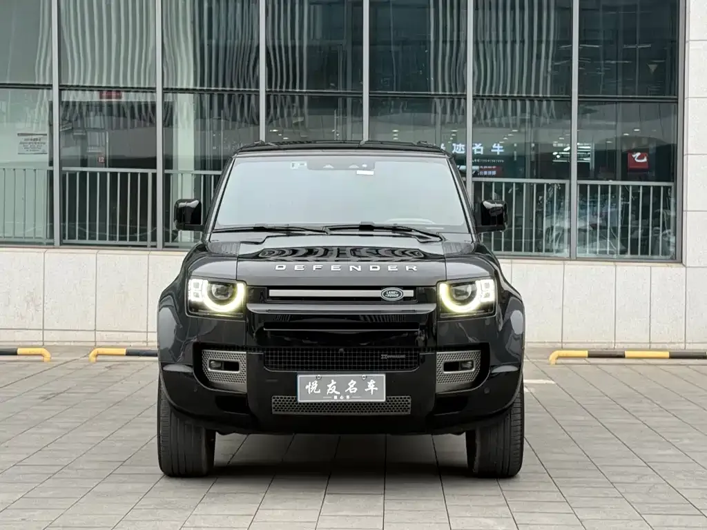 Land Rover Defender — фото 10