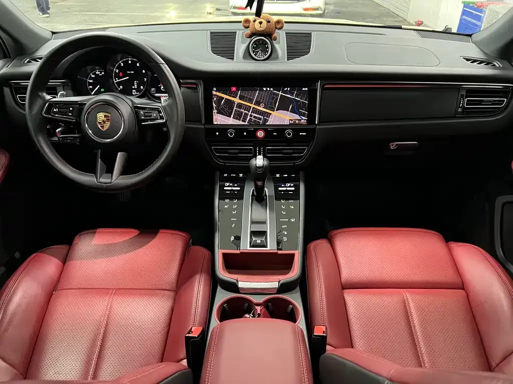 Porsche Macan — фото 9