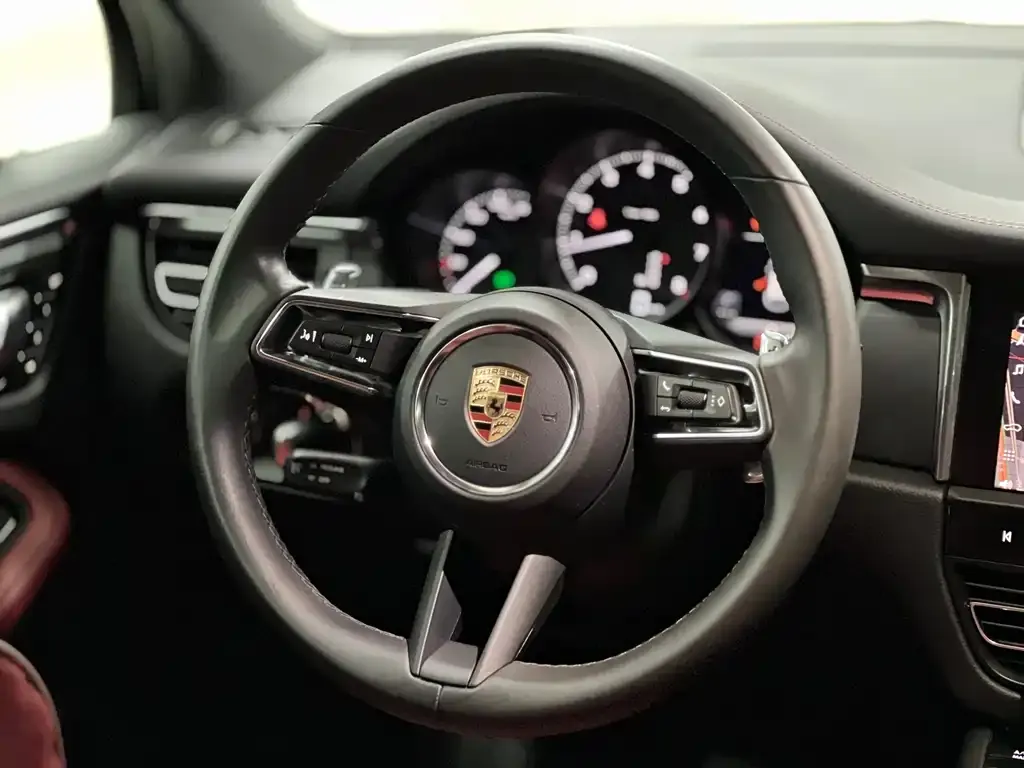 Porsche Macan — фото 2