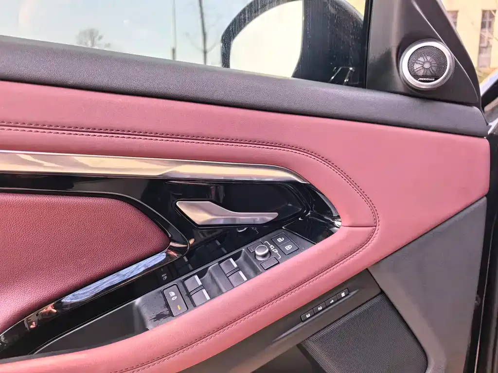 Land Rover Evoque — фото 5