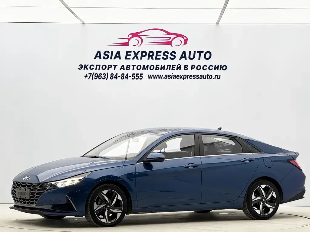 Hyundai Elantra — фото 1