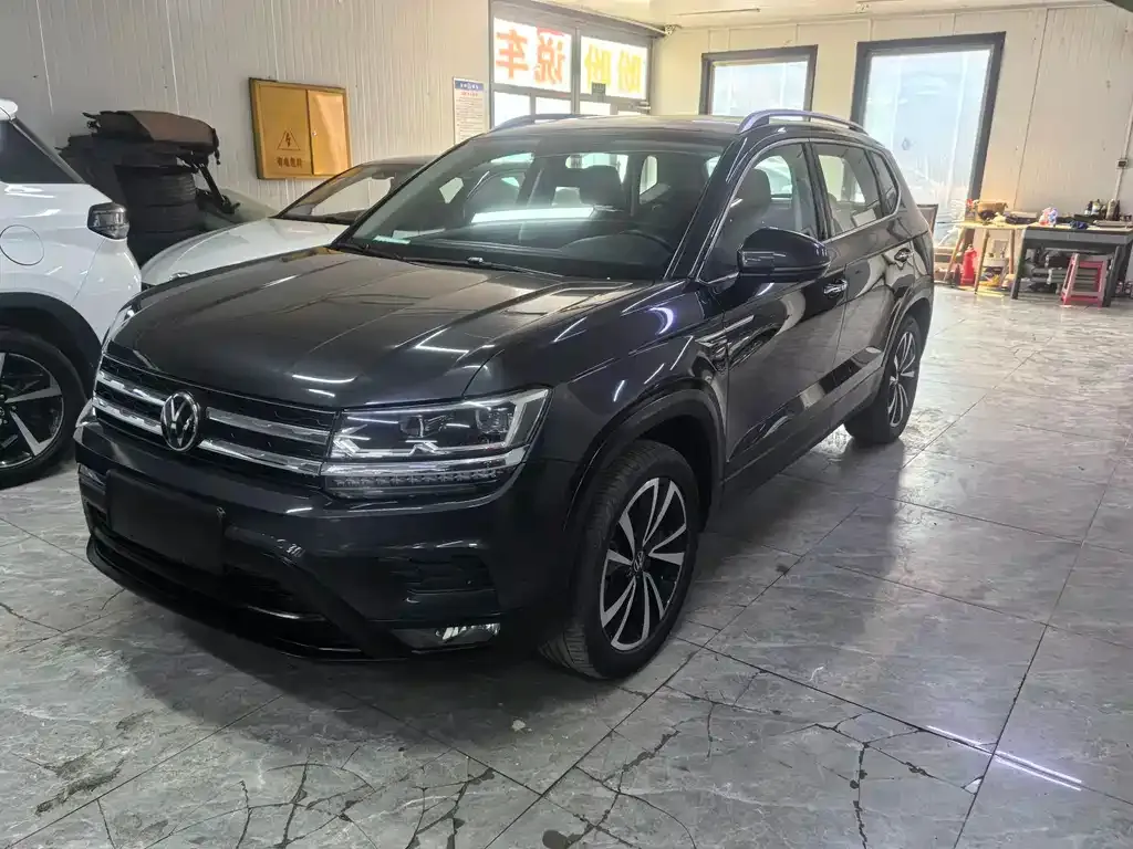 Volkswagen Tharu — фото 1
