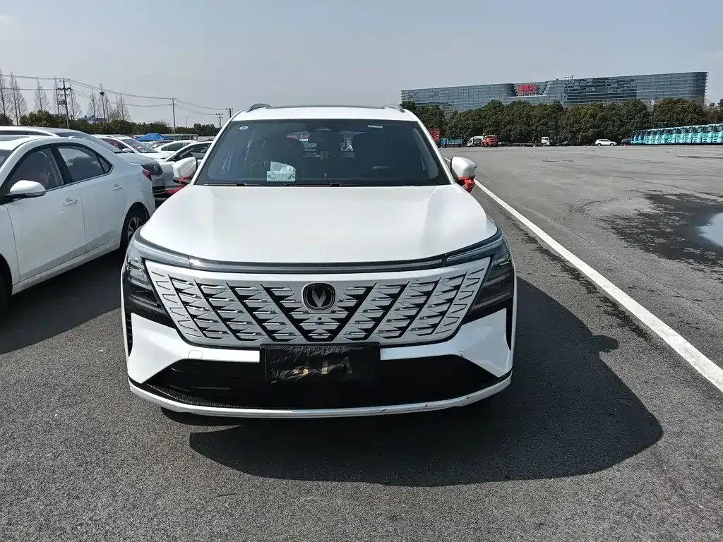 Changan CS75PLUS — фото 6